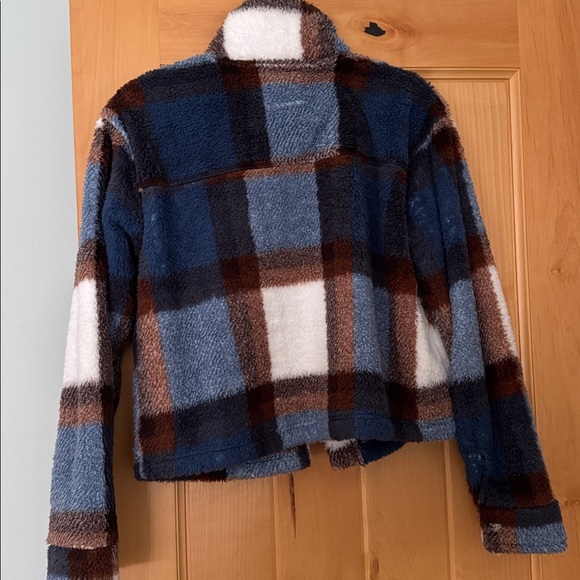 Thread & Supply Crop Fleece Shirt Jacket- Blue & Brown Plaid - Picture 3 of 3